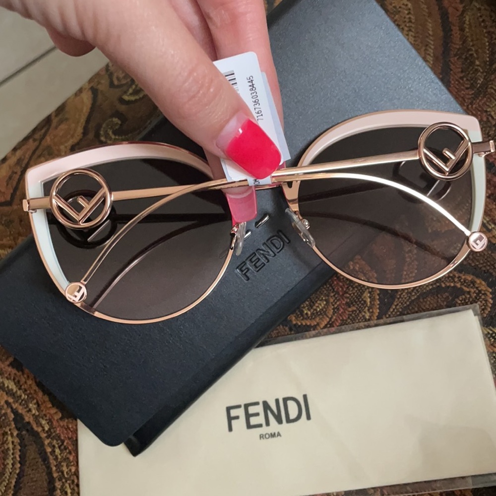 58mm Metal Butterfly FENDI sunglasses - Picture 4 of 9
